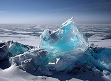 掌管大权！埃基蒂克正在为训练中的队友播放歌曲