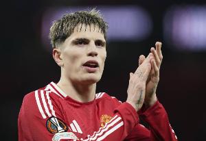 开云体育官网-记者：加纳乔在曼联的未来仍不确定，俱乐部今夏将评估市场兴趣